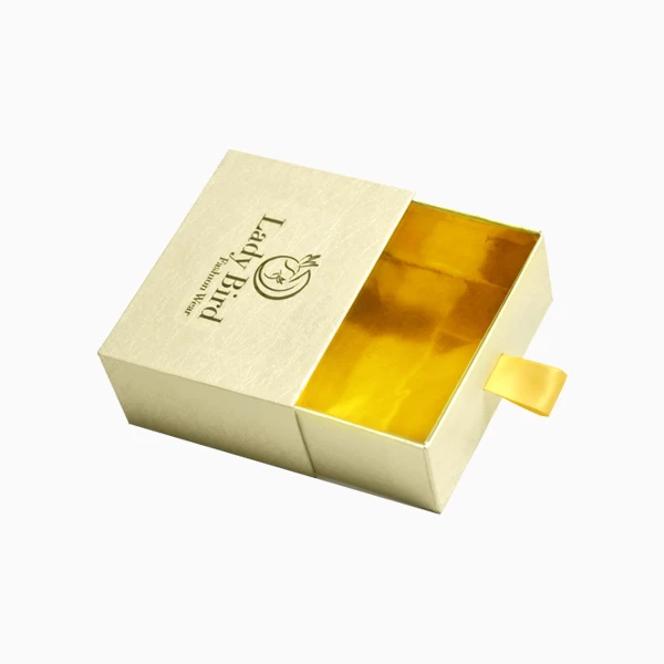 Luxury Apparel Boxes